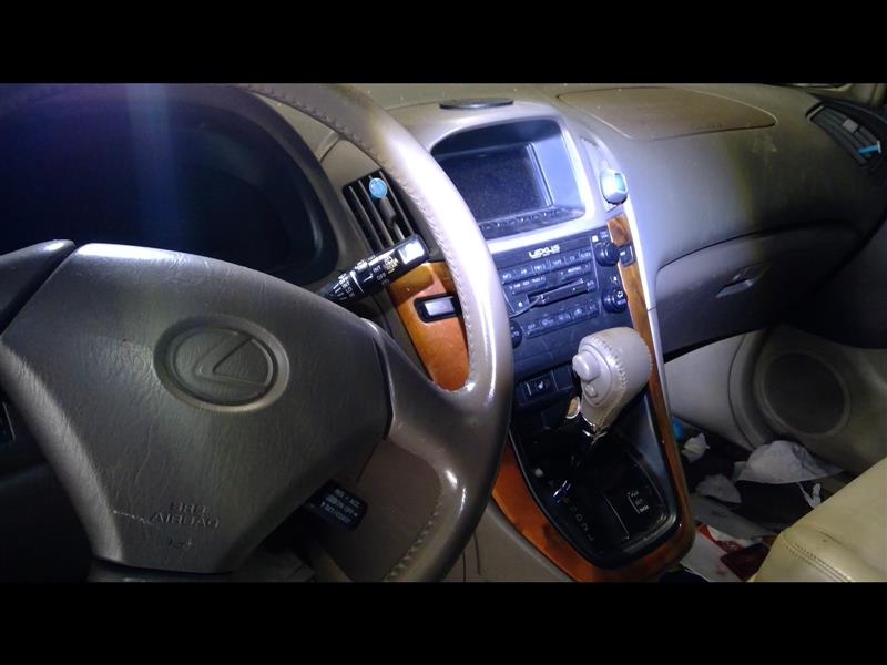 https://f005.backblazeb2.com/file/img-partshotlines-com/Inventory/MA385/Vehicle/8702_09.jpg