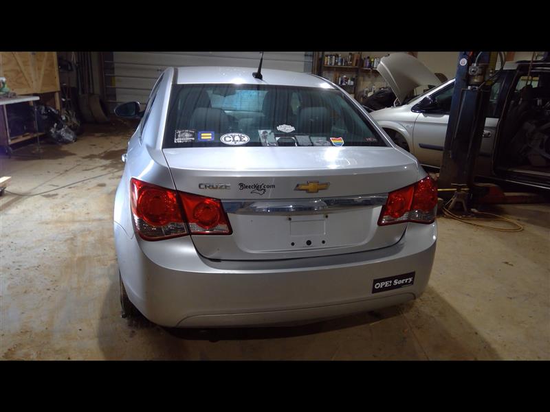 https://f005.backblazeb2.com/file/img-partshotlines-com/Inventory/MA385/Vehicle/8712_04.jpg