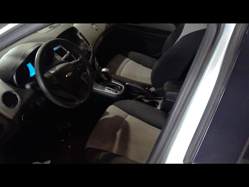 https://f005.backblazeb2.com/file/img-partshotlines-com/Inventory/MA385/Vehicle/8712_08.jpg