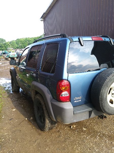 https://f005.backblazeb2.com/file/img-partshotlines-com/Inventory/MA385/Vehicle/9235_02.jpg