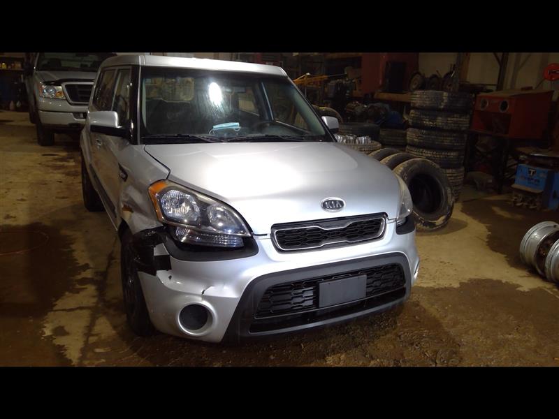 https://f005.backblazeb2.com/file/img-partshotlines-com/Inventory/MA385/Vehicle/9463_01.jpg
