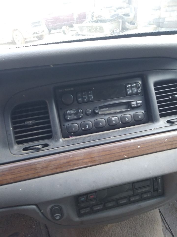 https://f005.backblazeb2.com/file/img-partshotlines-com/Inventory/MA385/Vehicle/9529_07.jpg