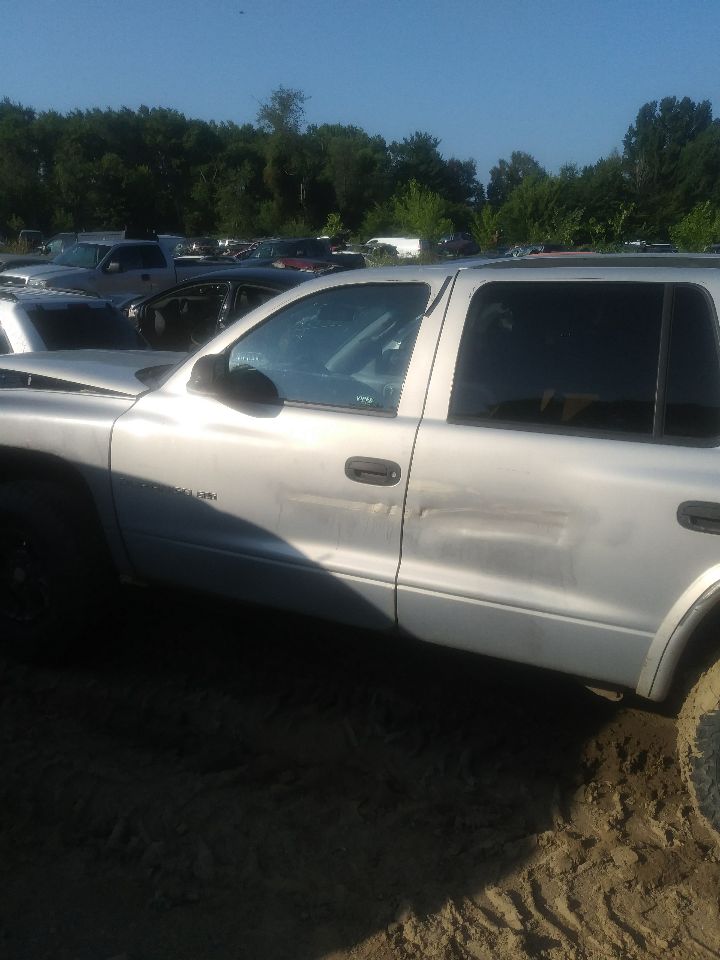 https://f005.backblazeb2.com/file/img-partshotlines-com/Inventory/MA385/Vehicle/9573_02.jpg
