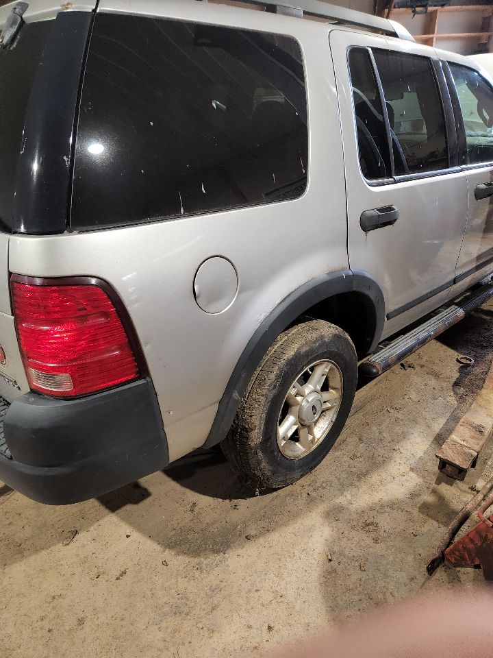 https://f005.backblazeb2.com/file/img-partshotlines-com/Inventory/MA385/Vehicle/9620_04.jpg