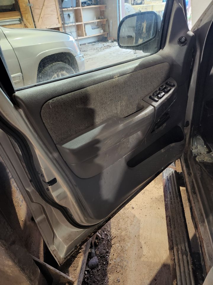 https://f005.backblazeb2.com/file/img-partshotlines-com/Inventory/MA385/Vehicle/9620_06.jpg