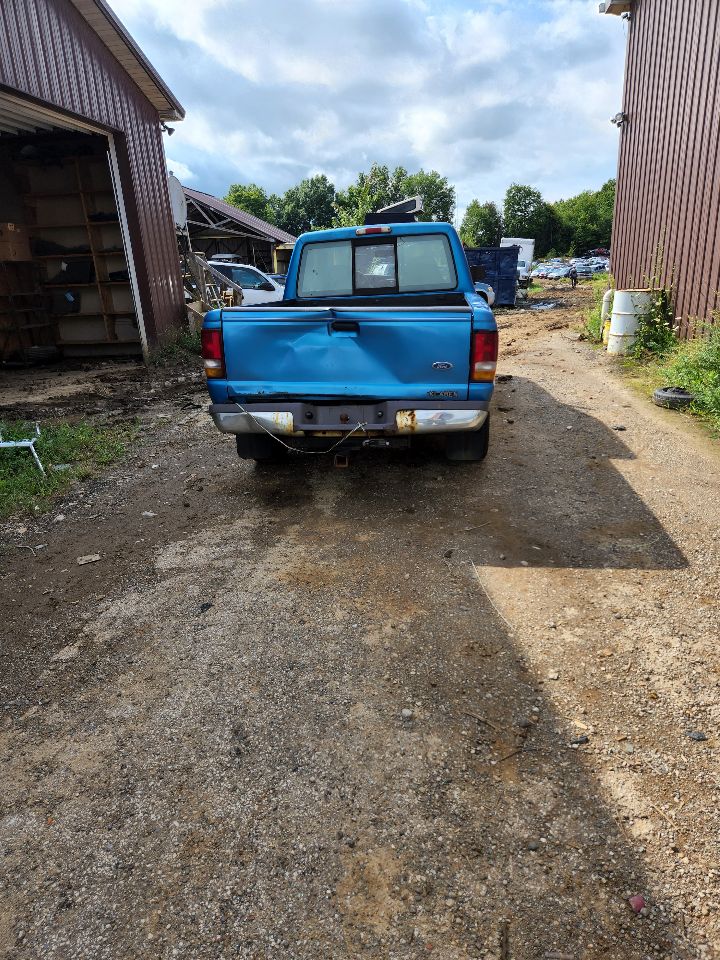 https://f005.backblazeb2.com/file/img-partshotlines-com/Inventory/MA385/Vehicle/9630_01.jpg