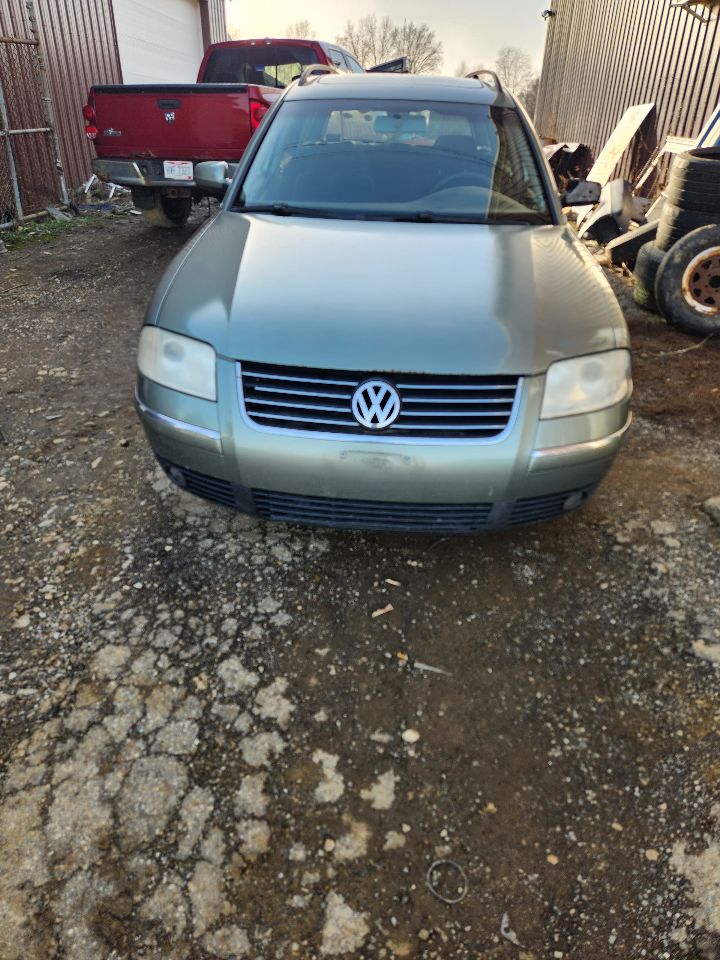 https://f005.backblazeb2.com/file/img-partshotlines-com/Inventory/MA385/Vehicle/9799_01.jpg