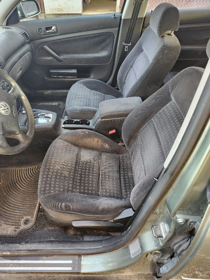 https://f005.backblazeb2.com/file/img-partshotlines-com/Inventory/MA385/Vehicle/9799_08.jpg