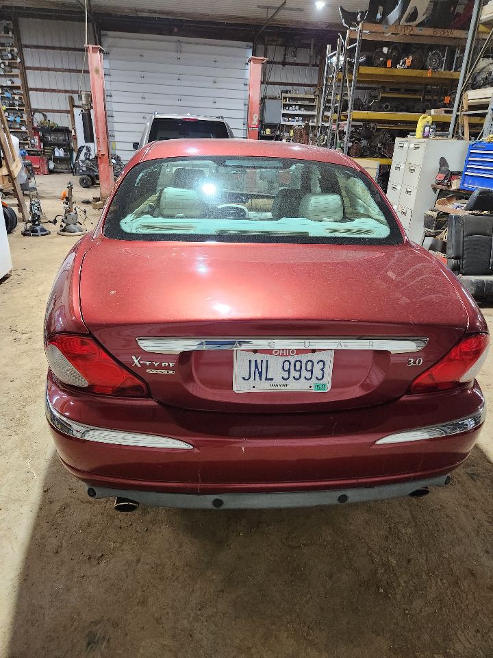 https://f005.backblazeb2.com/file/img-partshotlines-com/Inventory/MA385/Vehicle/9818_05.jpg