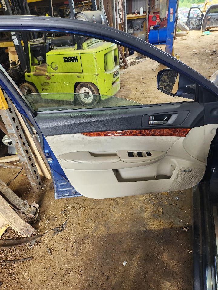 https://f005.backblazeb2.com/file/img-partshotlines-com/Inventory/MA385/Vehicle/9883_05.jpg