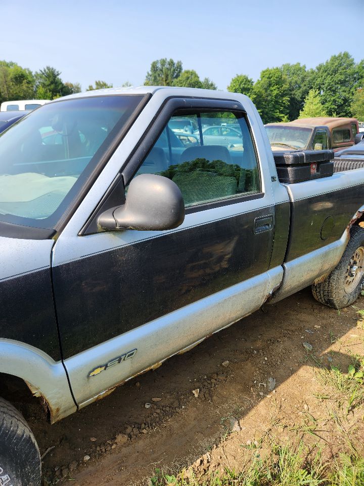 https://f005.backblazeb2.com/file/img-partshotlines-com/Inventory/MA385/Vehicle/9906_03.jpg