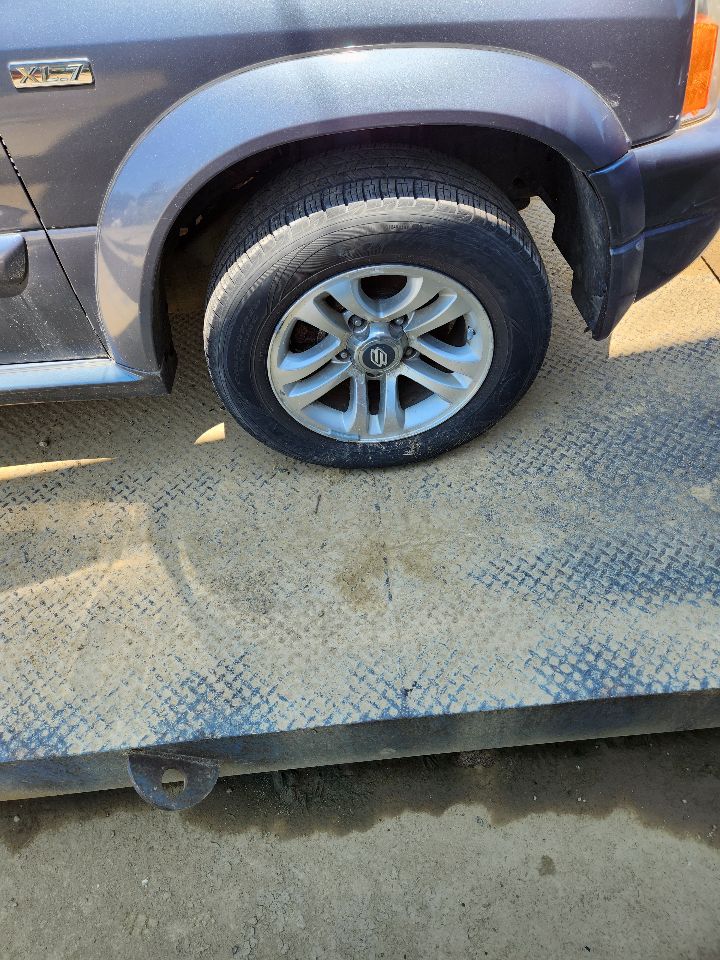 https://f005.backblazeb2.com/file/img-partshotlines-com/Inventory/MA385/Vehicle/9911_02.jpg