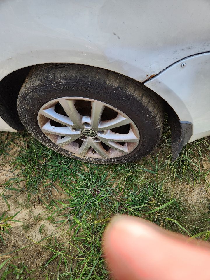 https://f005.backblazeb2.com/file/img-partshotlines-com/Inventory/MA385/Vehicle/9956_06.jpg