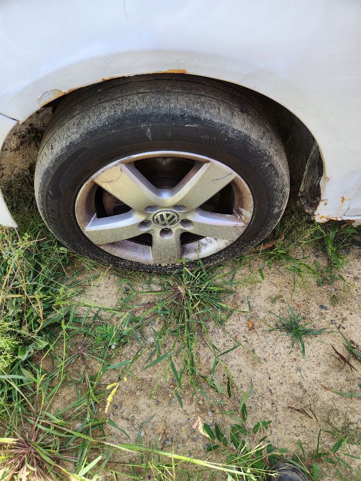 https://f005.backblazeb2.com/file/img-partshotlines-com/Inventory/MA385/Vehicle/9956_07.jpg