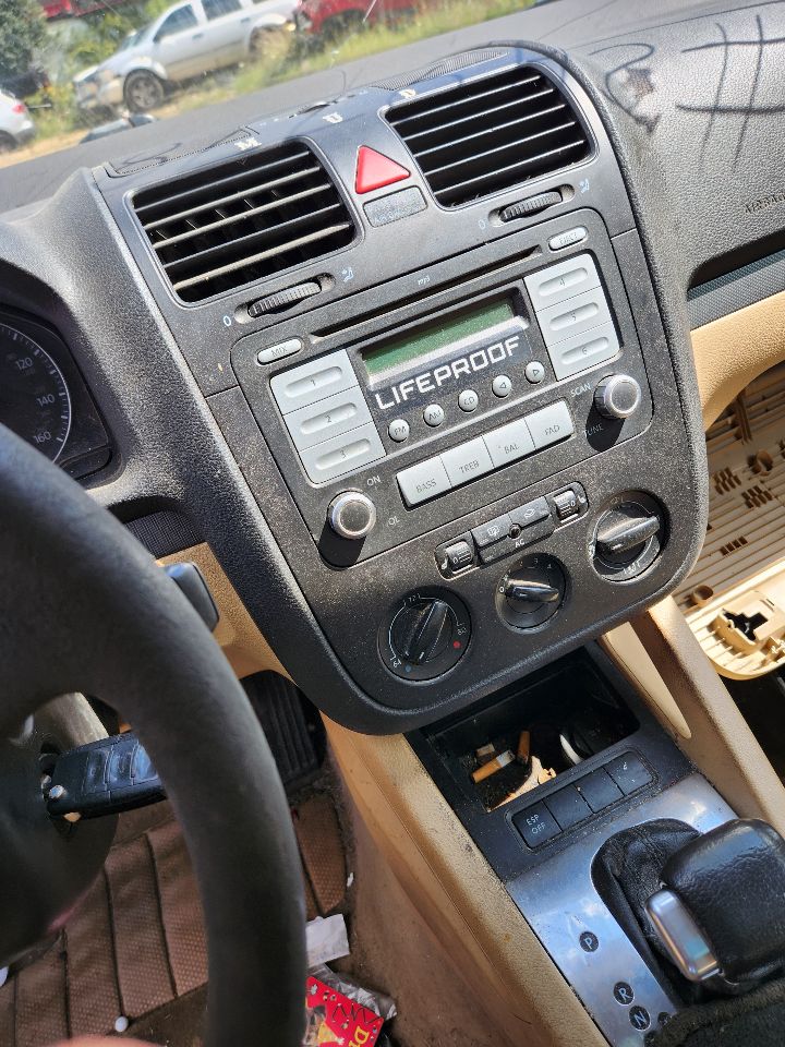 https://f005.backblazeb2.com/file/img-partshotlines-com/Inventory/MA385/Vehicle/9956_12.jpg
