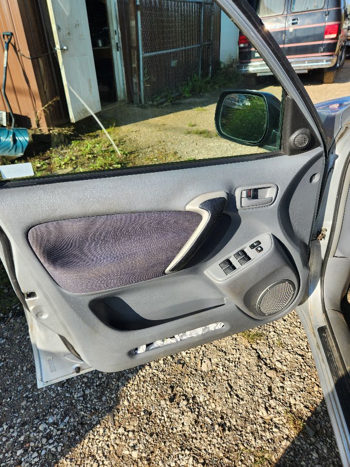 https://f005.backblazeb2.com/file/img-partshotlines-com/Inventory/MA385/Vehicle/9977_07.jpg
