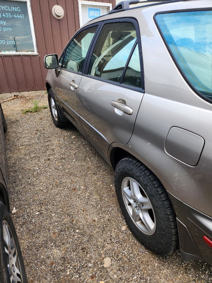 https://f005.backblazeb2.com/file/img-partshotlines-com/Inventory/MA385/Vehicle/9992_07.jpg