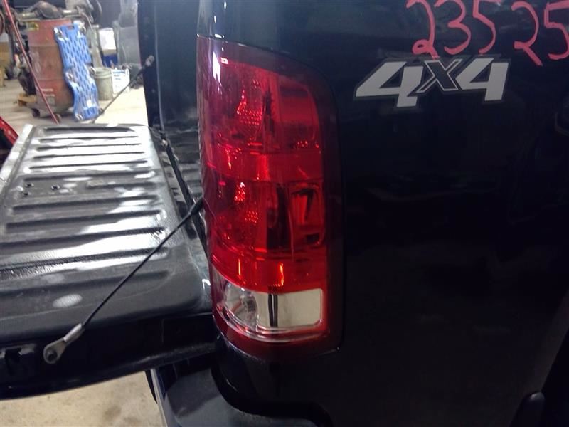 https://f005.backblazeb2.com/file/img-partshotlines-com/Inventory/MA396/Vehicle/39794_02.jpg