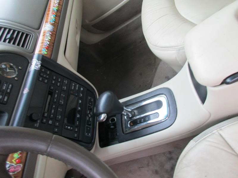 https://f005.backblazeb2.com/file/img-partshotlines-com/Inventory/MA423/Vehicle/20575_13.jpg