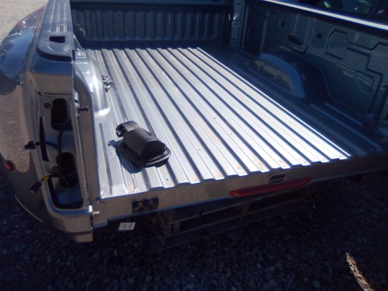 https://f005.backblazeb2.com/file/img-partshotlines-com/Inventory/MA472/Inventory/1482826_07.jpg