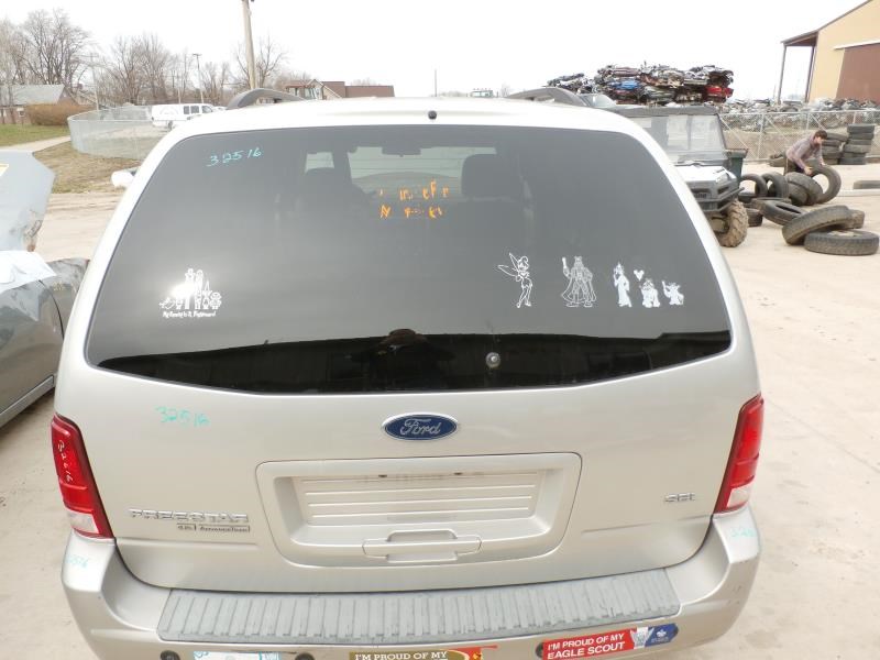 https://f005.backblazeb2.com/file/img-partshotlines-com/Inventory/MA472/Vehicle/12571_10.jpg