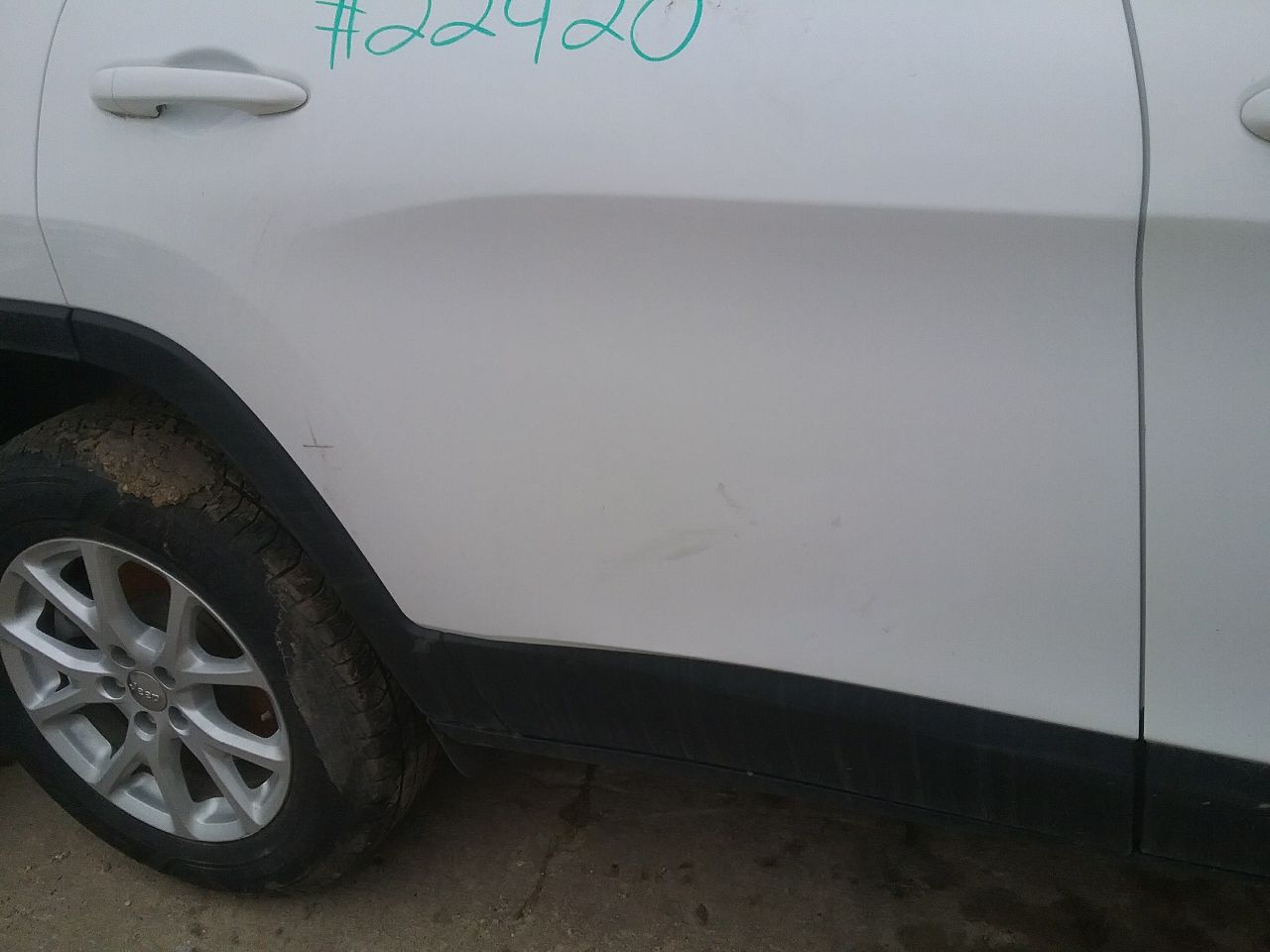 https://f005.backblazeb2.com/file/img-partshotlines-com/Inventory/MA472/Vehicle/16276_09.jpg