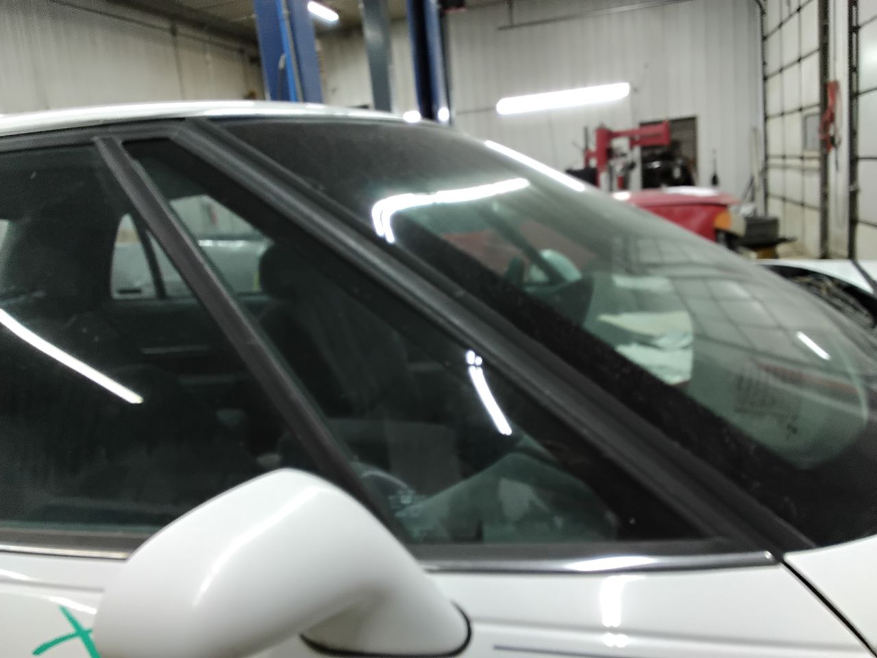https://f005.backblazeb2.com/file/img-partshotlines-com/Inventory/MA472/Vehicle/18808_12.jpg