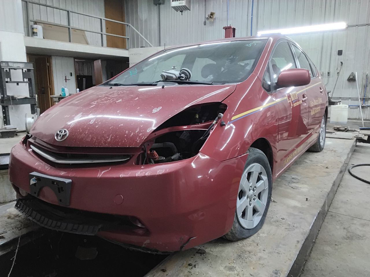 https://f005.backblazeb2.com/file/img-partshotlines-com/Inventory/MA472/Vehicle/18924_01.jpg