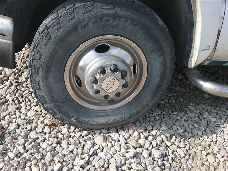 https://f005.backblazeb2.com/file/img-partshotlines-com/Inventory/MA472/Vehicle/20617_03.jpg