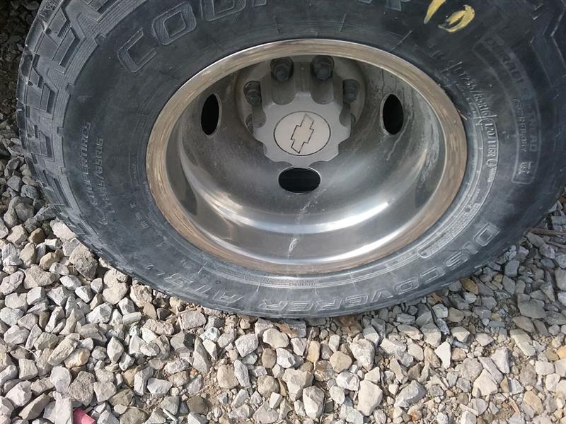 https://f005.backblazeb2.com/file/img-partshotlines-com/Inventory/MA472/Vehicle/20617_09.jpg