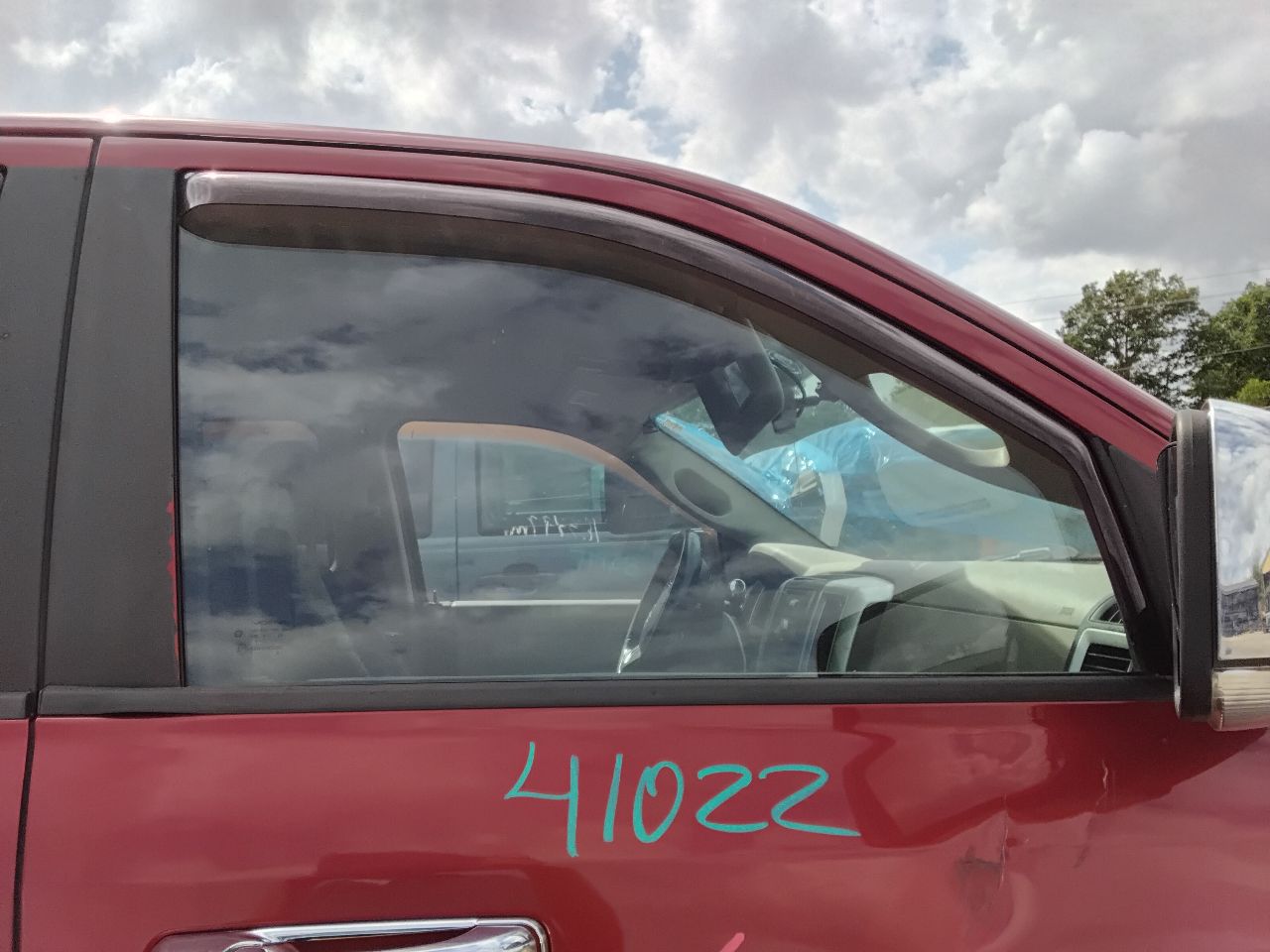 https://f005.backblazeb2.com/file/img-partshotlines-com/Inventory/MA472/Vehicle/20678_05.jpg