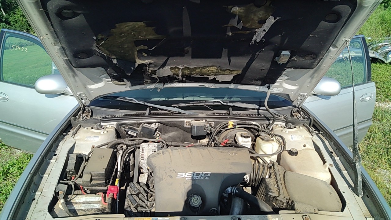 https://f005.backblazeb2.com/file/img-partshotlines-com/Inventory/MA472/Vehicle/20946_10.jpg