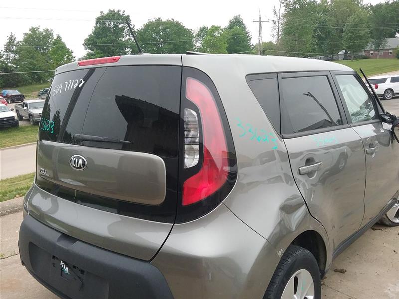 https://f005.backblazeb2.com/file/img-partshotlines-com/Inventory/MA472/Vehicle/22816_09.jpg