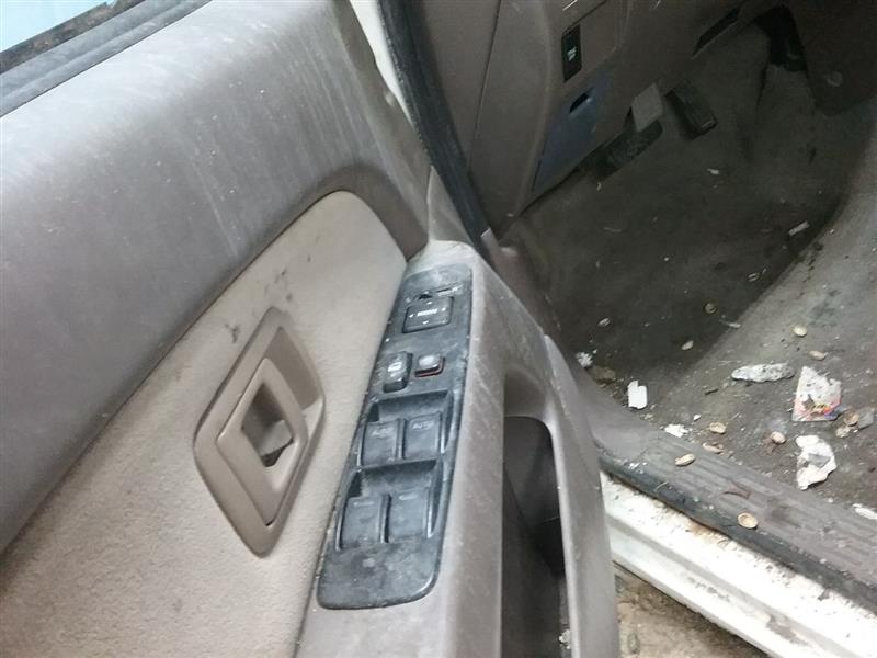 https://f005.backblazeb2.com/file/img-partshotlines-com/Inventory/MA472/Vehicle/22827_12.jpg