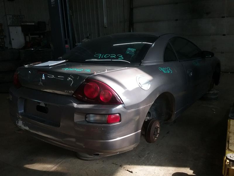 https://f005.backblazeb2.com/file/img-partshotlines-com/Inventory/MA472/Vehicle/23575_04.jpg