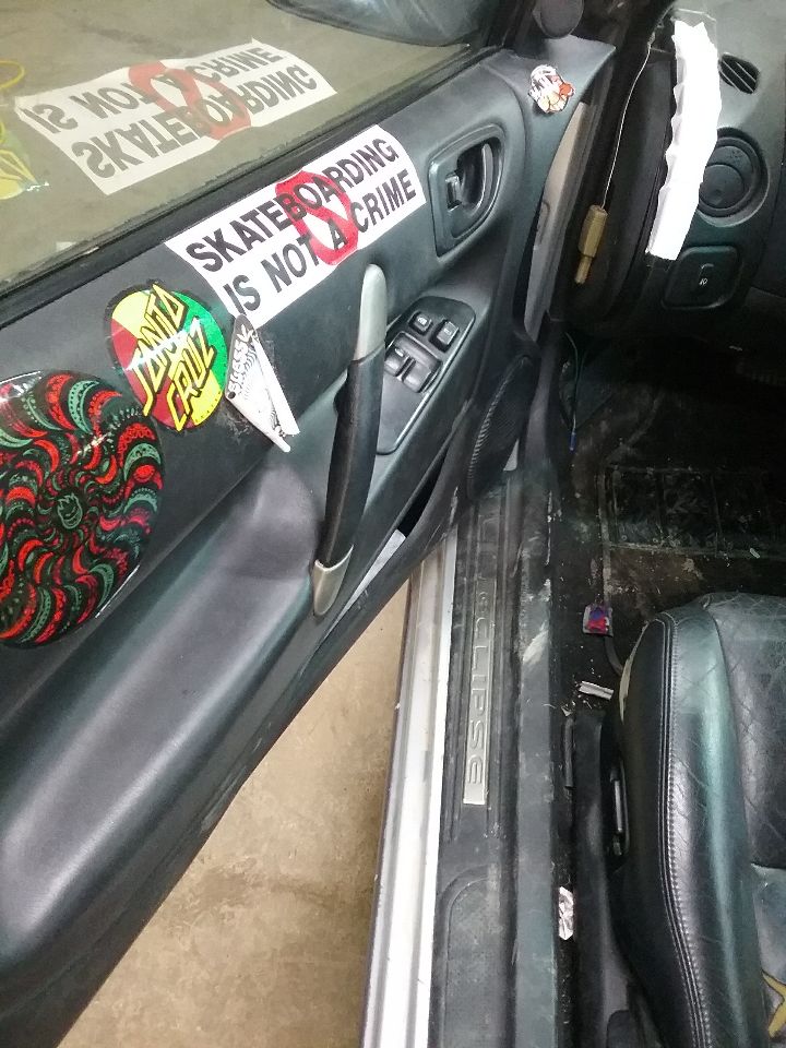 https://f005.backblazeb2.com/file/img-partshotlines-com/Inventory/MA472/Vehicle/23575_09.jpg