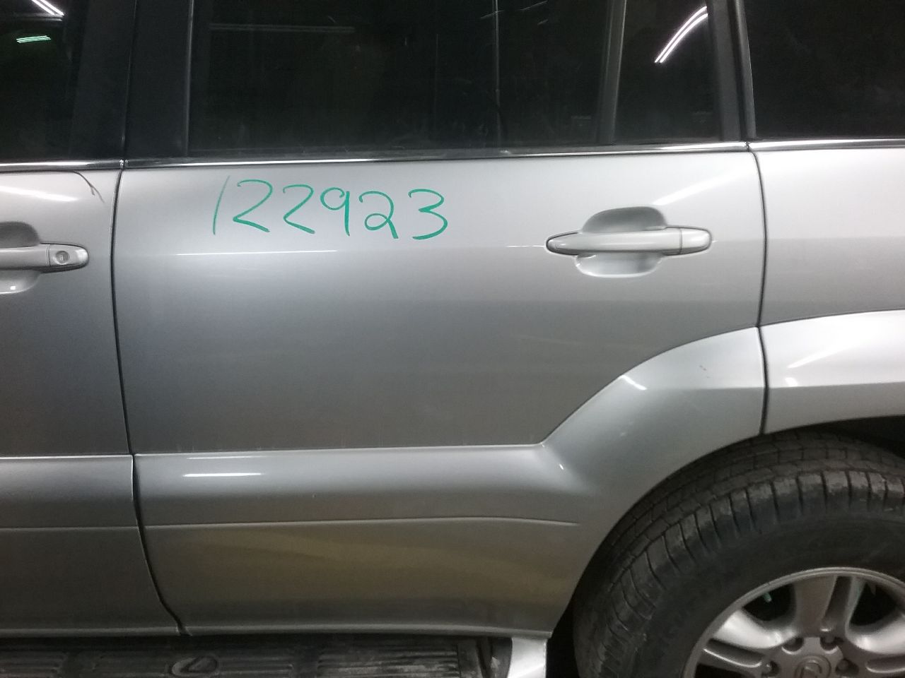 https://f005.backblazeb2.com/file/img-partshotlines-com/Inventory/MA472/Vehicle/24122_10.jpg