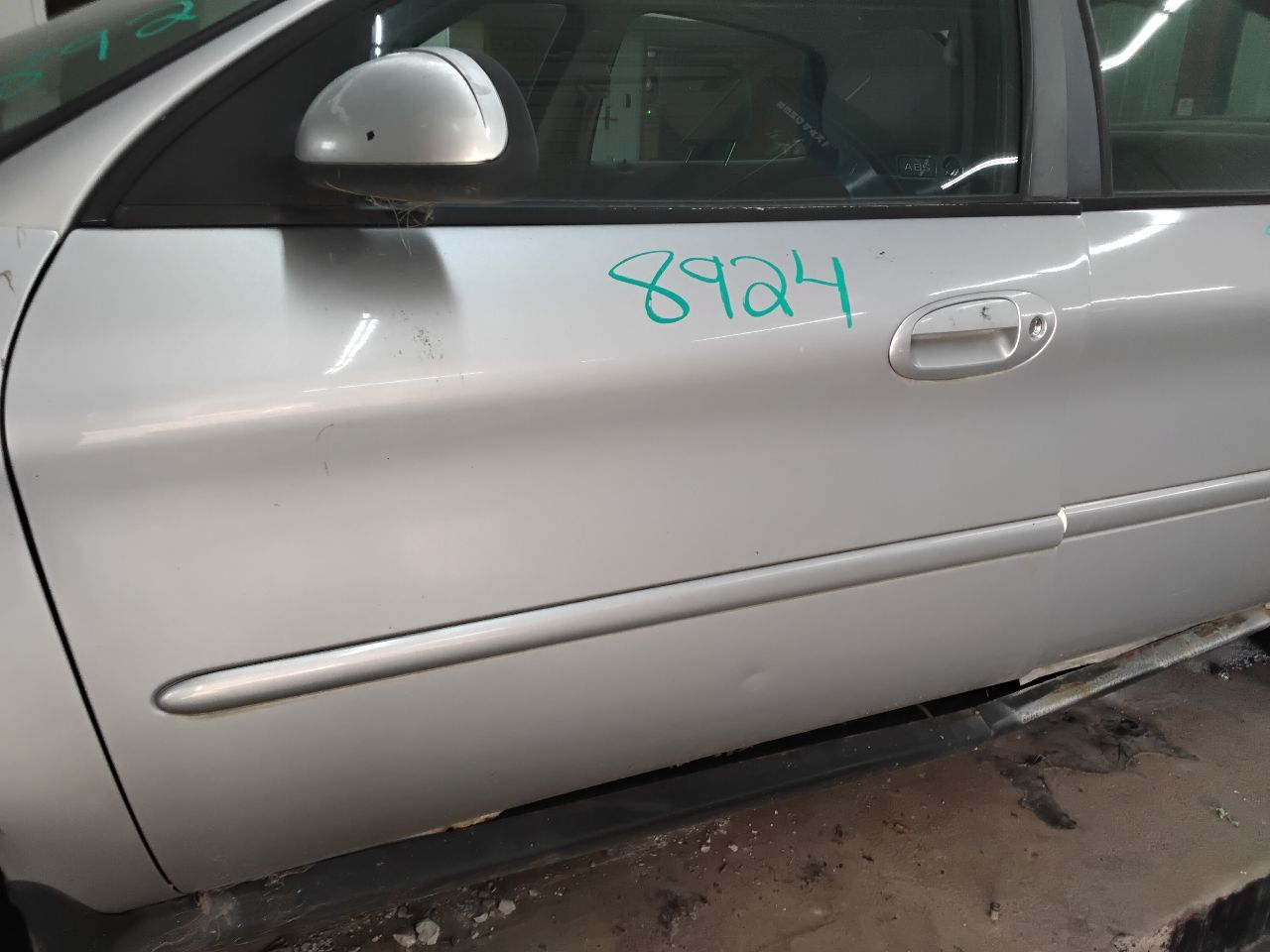 https://f005.backblazeb2.com/file/img-partshotlines-com/Inventory/MA472/Vehicle/25436_10.jpg