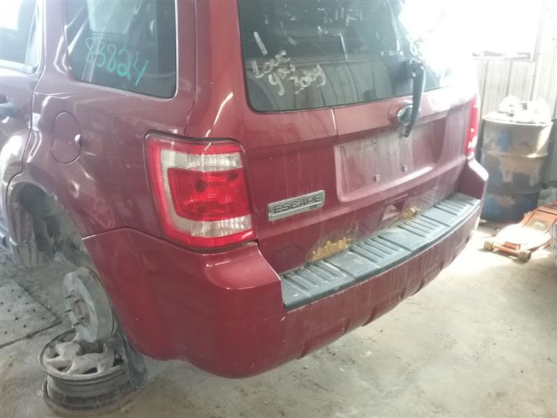 https://f005.backblazeb2.com/file/img-partshotlines-com/Inventory/MA472/Vehicle/25514_09.jpg
