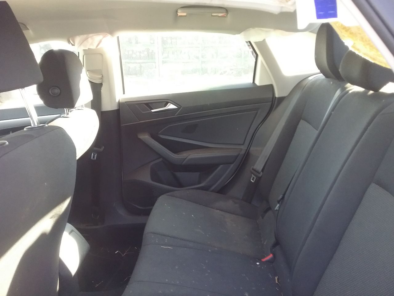 https://f005.backblazeb2.com/file/img-partshotlines-com/Inventory/MA472/Vehicle/25732_26.jpg