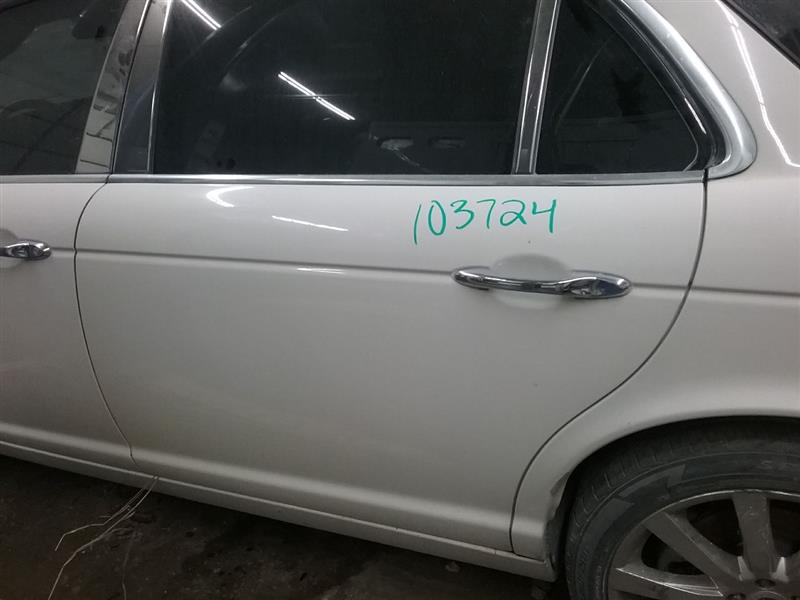 https://f005.backblazeb2.com/file/img-partshotlines-com/Inventory/MA472/Vehicle/25770_12.jpg