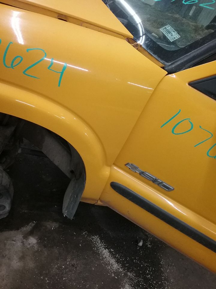 https://f005.backblazeb2.com/file/img-partshotlines-com/Inventory/MA472/Vehicle/25881_05.jpg