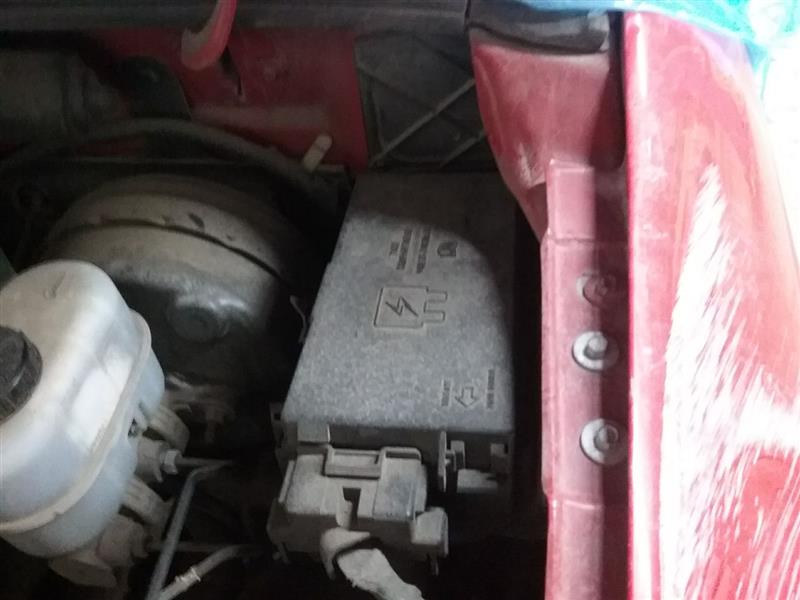 https://f005.backblazeb2.com/file/img-partshotlines-com/Inventory/MA472/Vehicle/25908_05.jpg