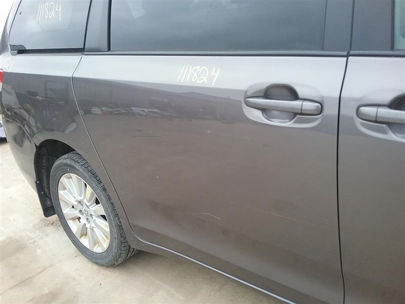 https://f005.backblazeb2.com/file/img-partshotlines-com/Inventory/MA472/Vehicle/25913_08.jpg