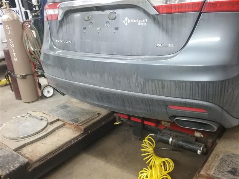 https://f005.backblazeb2.com/file/img-partshotlines-com/Inventory/MA472/Vehicle/26013_101.jpg