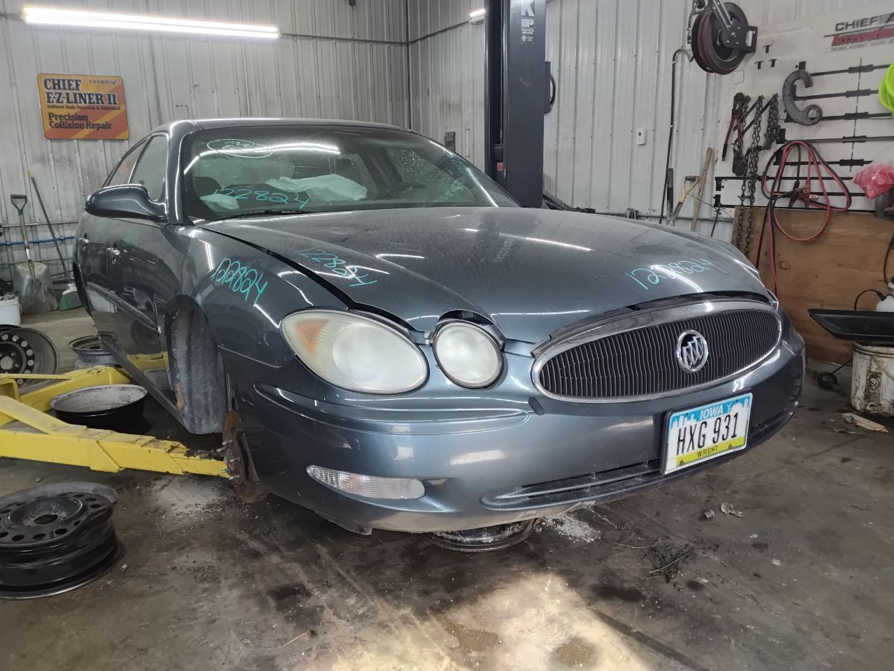 https://f005.backblazeb2.com/file/img-partshotlines-com/Inventory/MA472/Vehicle/26102_01.jpg