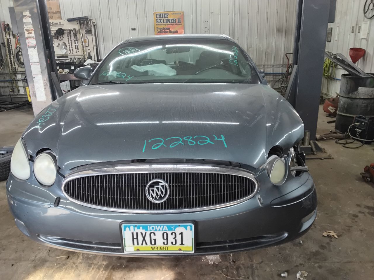 https://f005.backblazeb2.com/file/img-partshotlines-com/Inventory/MA472/Vehicle/26102_02.jpg
