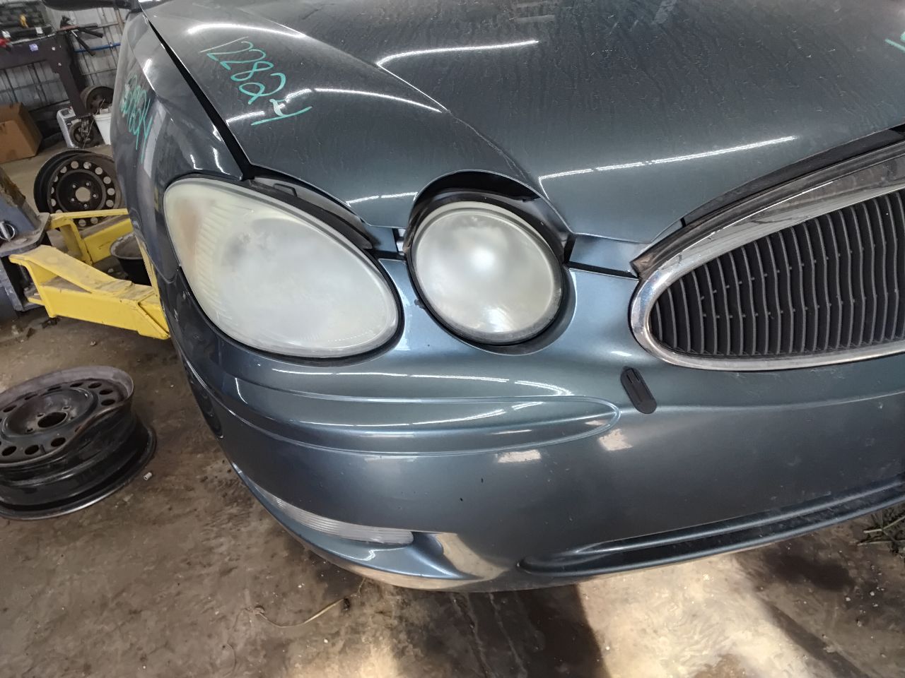 https://f005.backblazeb2.com/file/img-partshotlines-com/Inventory/MA472/Vehicle/26102_05.jpg