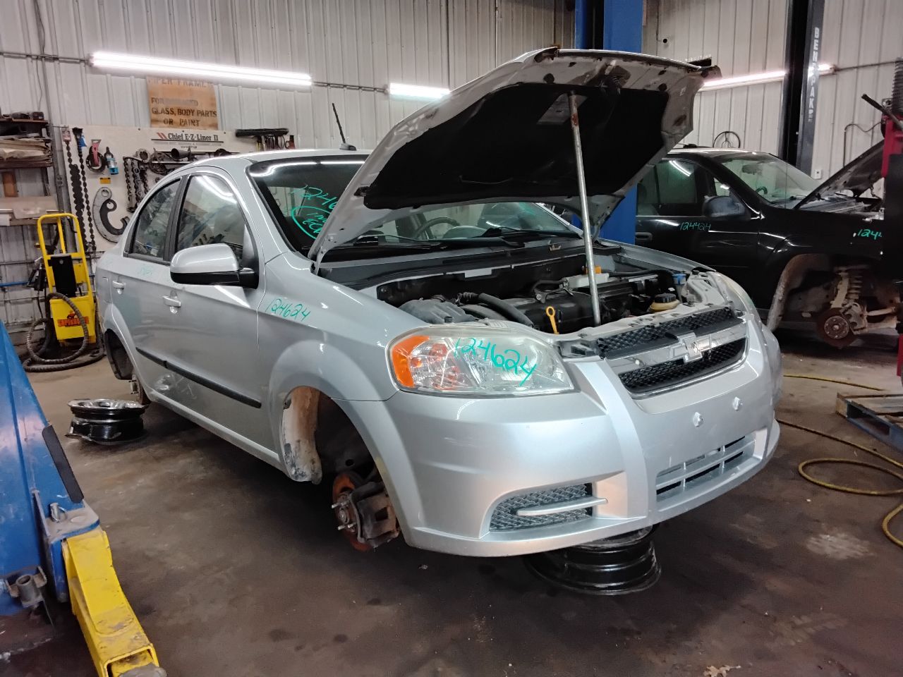 https://f005.backblazeb2.com/file/img-partshotlines-com/Inventory/MA472/Vehicle/26175_01.jpg