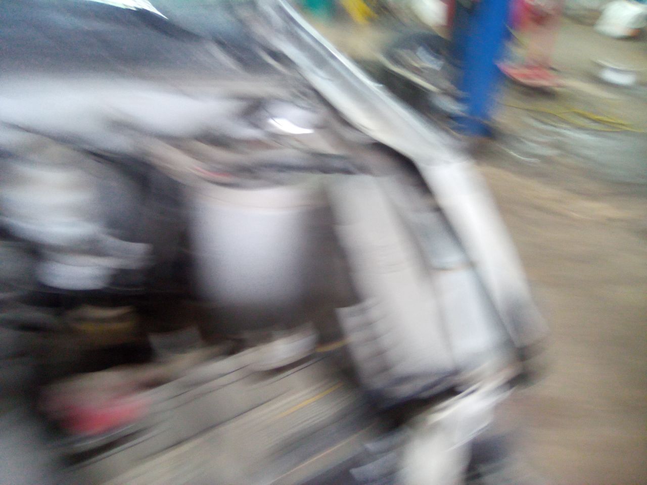 https://f005.backblazeb2.com/file/img-partshotlines-com/Inventory/MA472/Vehicle/26378_04.jpg